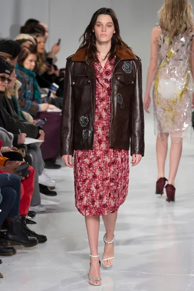 Look 34